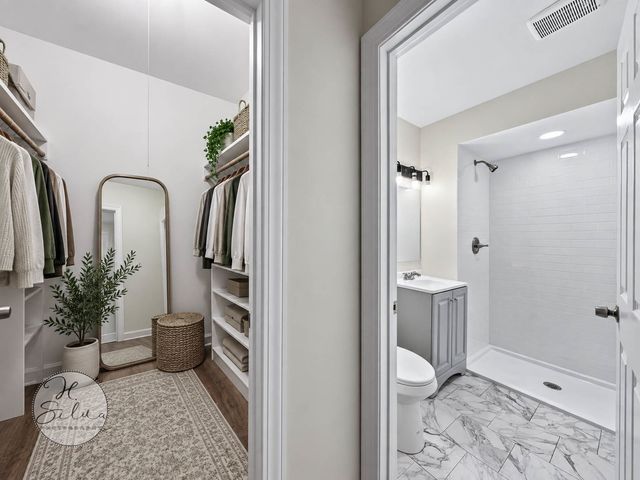 131 W Ellis Avenue 21, Libertyville, IL 60048