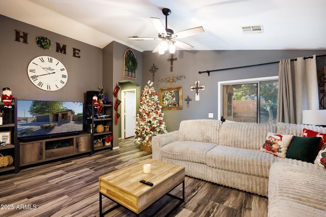 771 W FAIRLANE Court, Casa Grande, AZ 85122