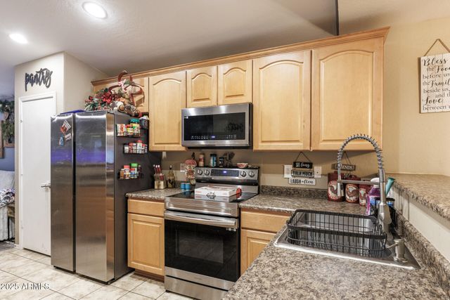 771 W FAIRLANE Court, Casa Grande, AZ 85122