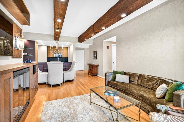 20 Livingston Avenue 903, New Brunswick, NJ 08901