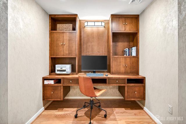 20 Livingston Avenue 903, New Brunswick, NJ 08901