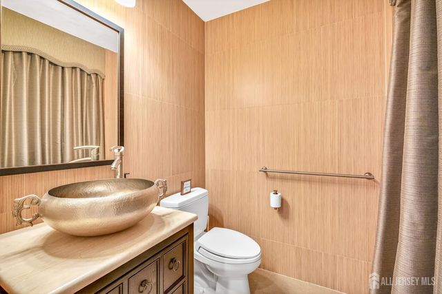 20 Livingston Avenue 903, New Brunswick, NJ 08901