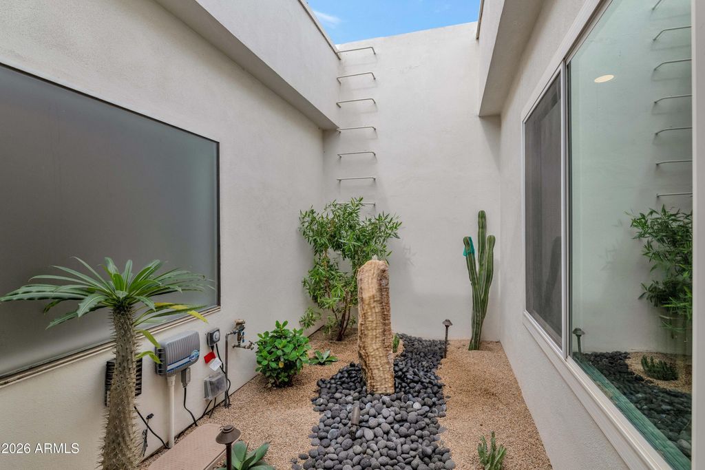 Image 29 of property listing at 8675 E Vía De Los Libros --, Scottsdale, AZ 85258