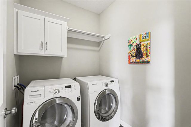 205 E Woodland Avenue, Lone Jack, MO 64070