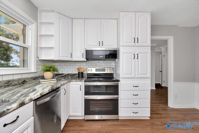 8029 Navios Drive SE, Huntsville, AL 35802