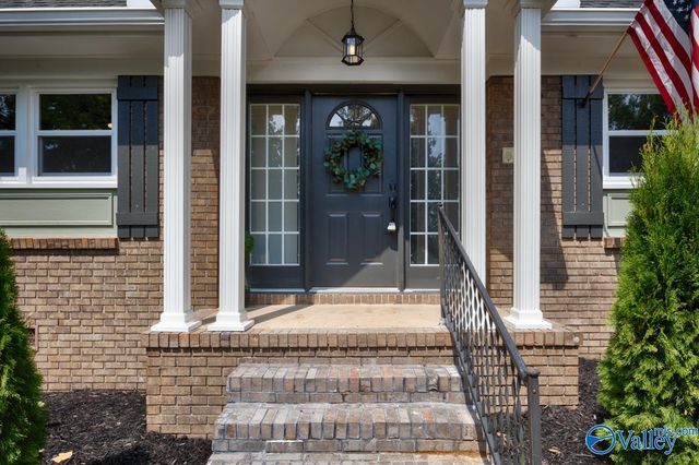8029 Navios Drive SE, Huntsville, AL 35802