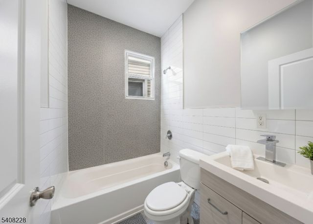 327 S 19Th St, Newark City, NJ 07103