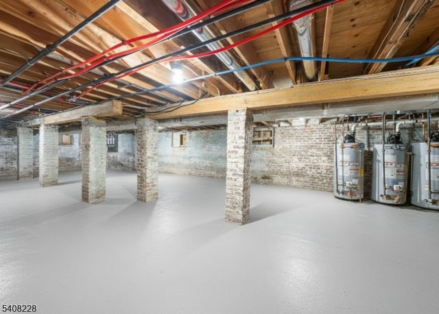 327 S 19Th St, Newark City, NJ 07103