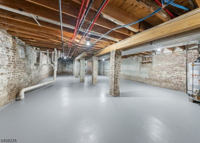 327 S 19Th St, Newark City, NJ 07103