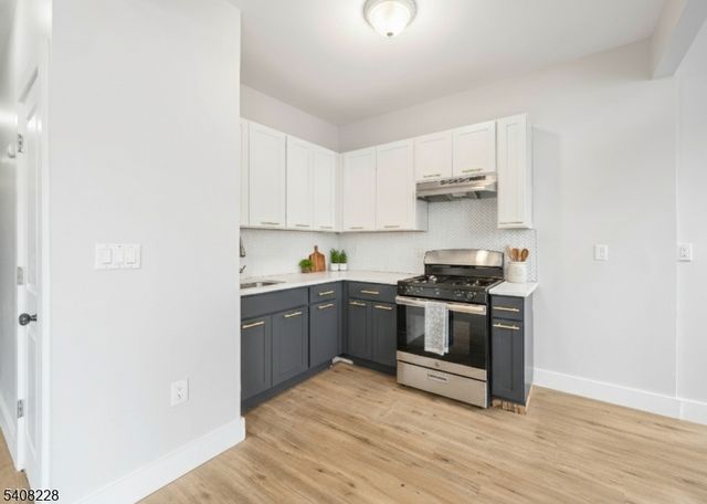 327 S 19Th St, Newark City, NJ 07103