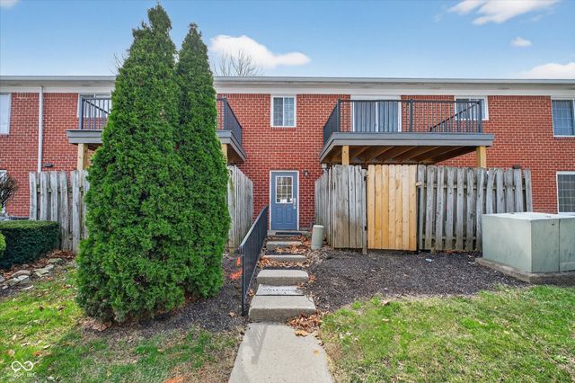 857 Indigo Way 857D, Indianapolis, IN 46260