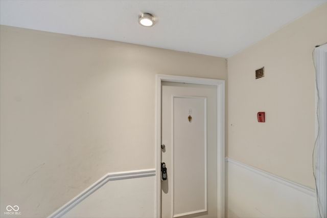 857 Indigo Way 857D, Indianapolis, IN 46260