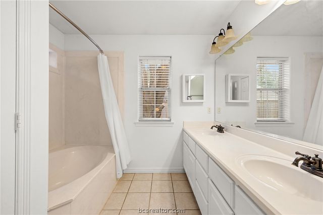 112 Ruby Street, Caldwell, TX 77836