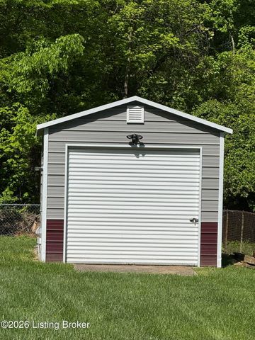 9307 Fairground Rd, Louisville, KY 40291