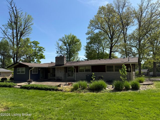 9307 Fairground Rd, Louisville, KY 40291