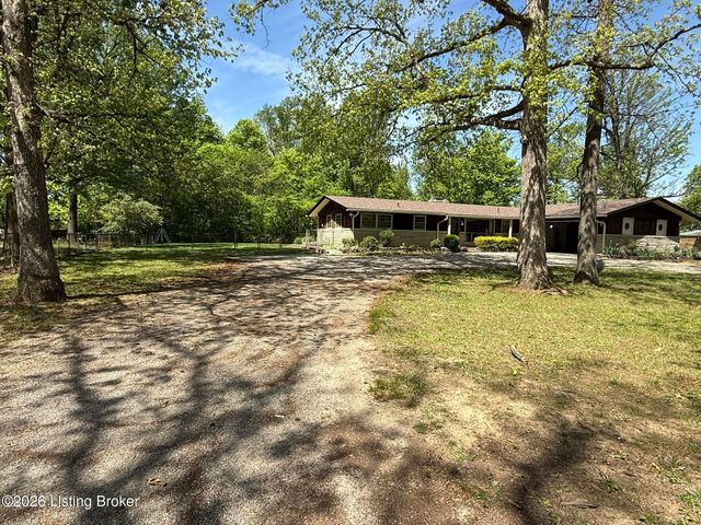 9307 Fairground Rd, Louisville, KY 40291