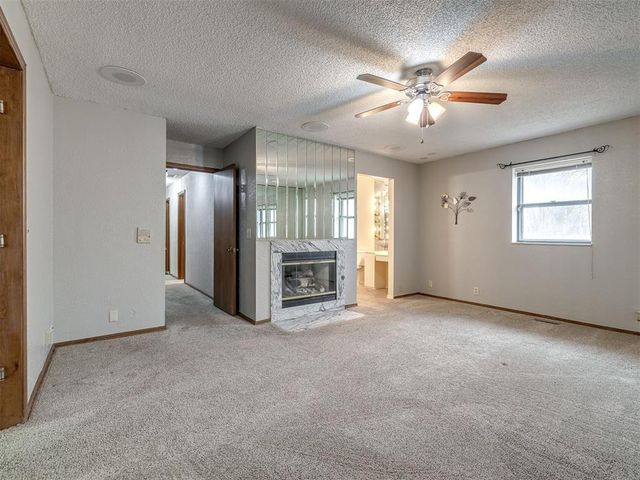 1608 N Sooner Road, Edmond, OK 73034