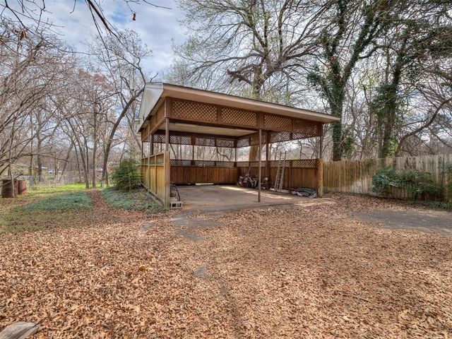 1608 N Sooner Road, Edmond, OK 73034