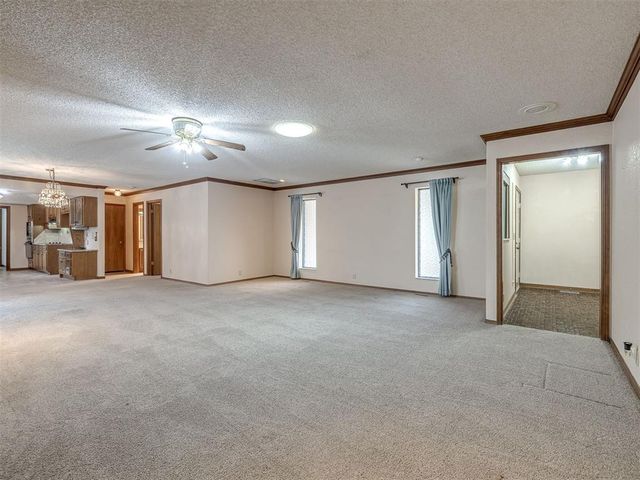 1608 N Sooner Road, Edmond, OK 73034