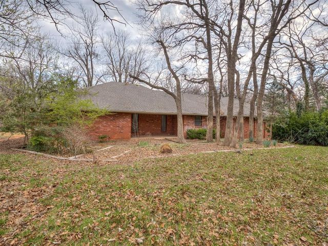 1608 N Sooner Road, Edmond, OK 73034