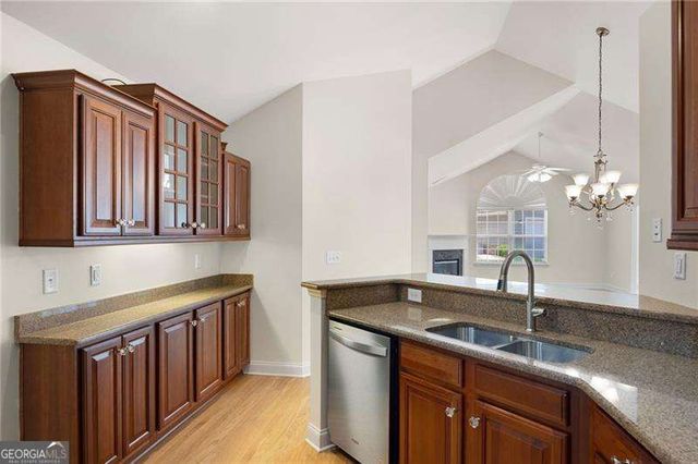 5276 Stone Village Circle NW 8, Kennesaw, GA 30152