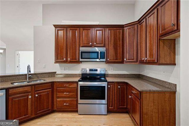 5276 Stone Village Circle NW 8, Kennesaw, GA 30152