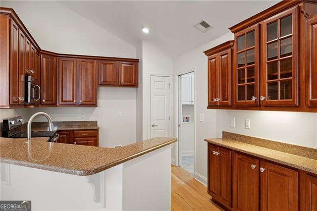 5276 Stone Village Circle NW 8, Kennesaw, GA 30152