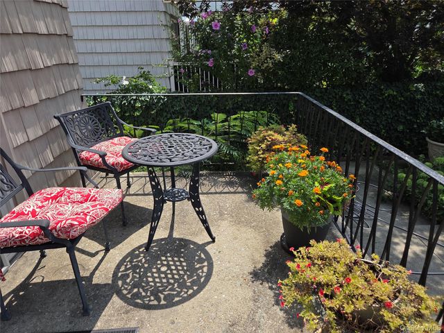 1516 215th Street, Bayside, NY 11360