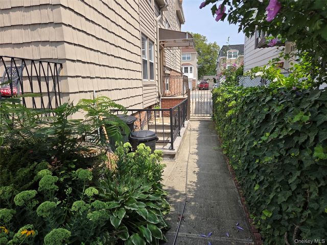 1516 215th Street, Bayside, NY 11360