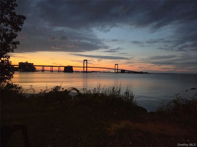 1516 215th Street, Bayside, NY 11360
