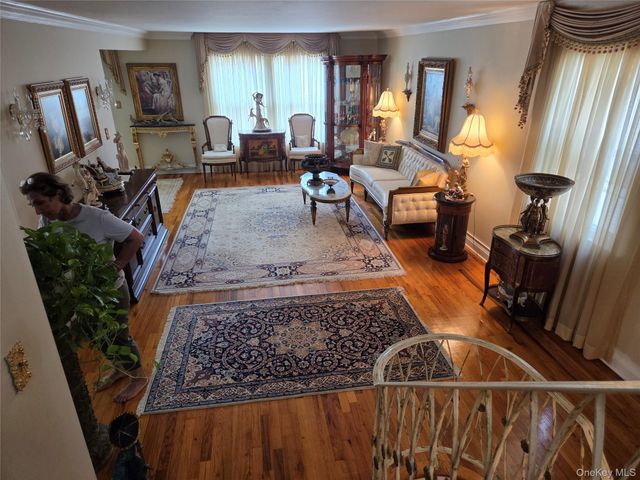 1516 215th Street, Bayside, NY 11360