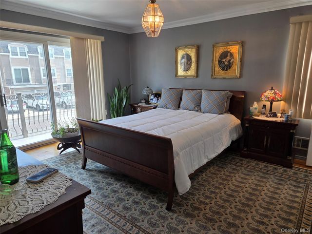 1516 215th Street, Bayside, NY 11360