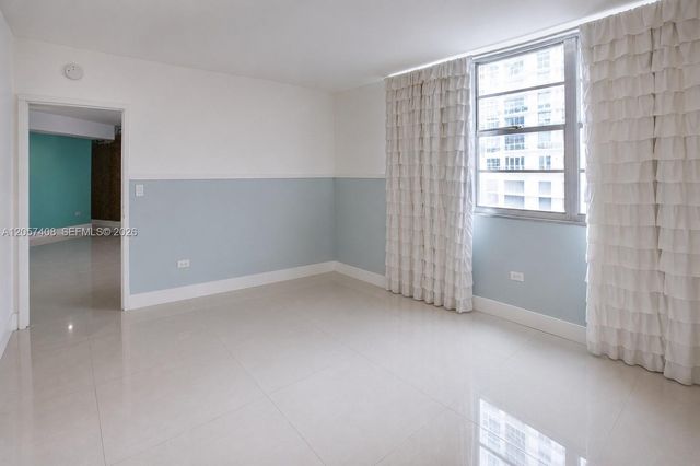 825 Brickell Bay Dr 1151, Miami, FL 33131