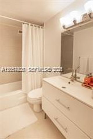 825 Brickell Bay Dr 1151, Miami, FL 33131