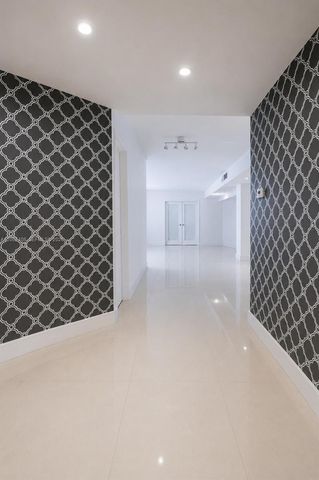 825 Brickell Bay Dr 1151, Miami, FL 33131