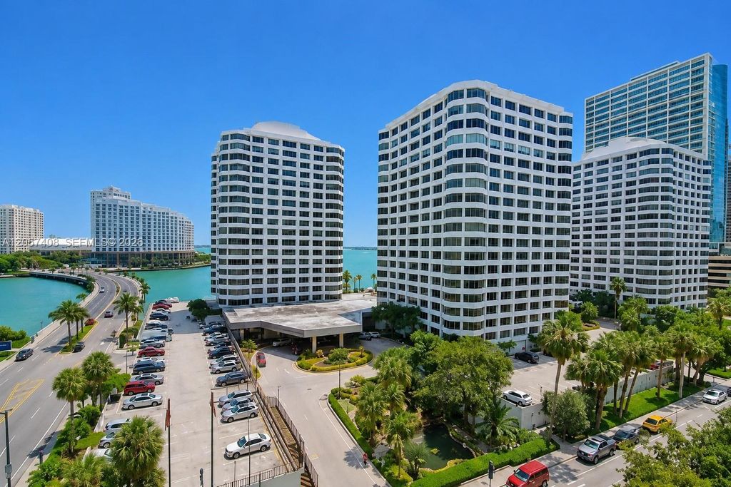 825 Brickell Bay Dr 1151, Miami, FL 33131