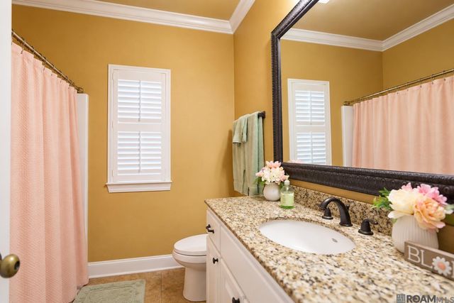 6162 Pelican Crossing Dr, Gonzales, LA 70737