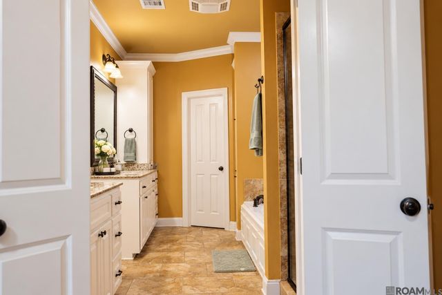 6162 Pelican Crossing Dr, Gonzales, LA 70737