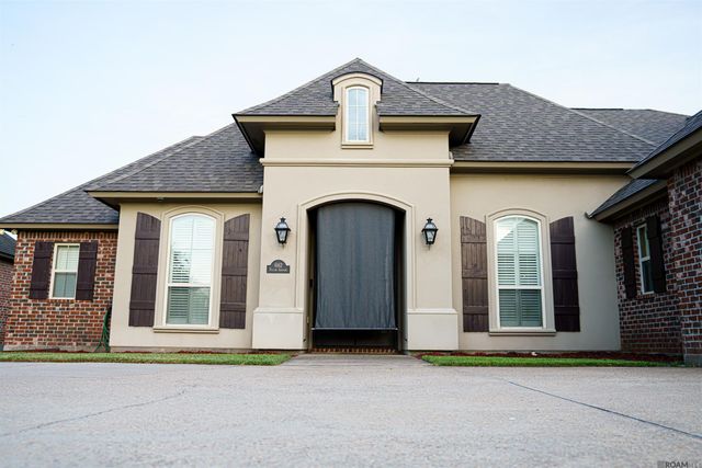 6162 Pelican Crossing Dr, Gonzales, LA 70737