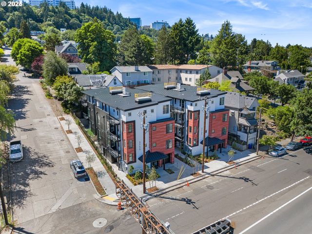2425 Ne Alberta St, Portland, OR 97211