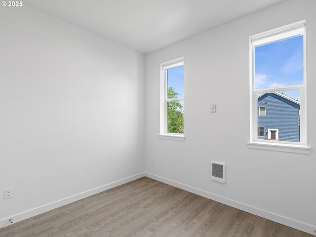 2425 Ne Alberta St, Portland, OR 97211