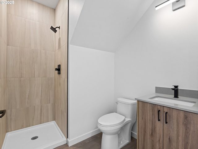 2425 Ne Alberta St, Portland, OR 97211