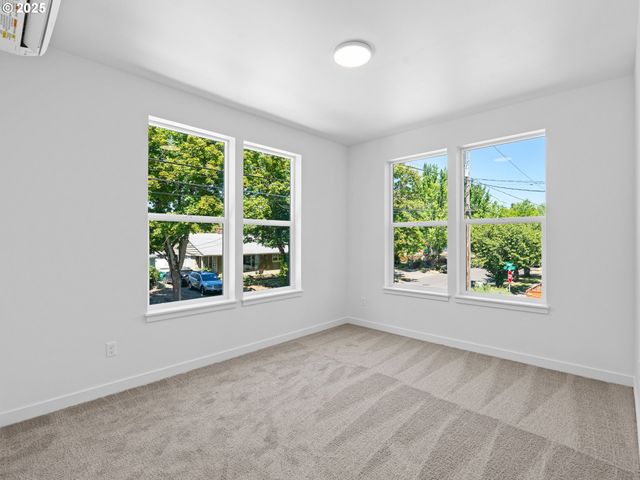 2425 Ne Alberta St, Portland, OR 97211