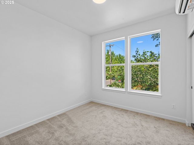 2425 Ne Alberta St, Portland, OR 97211
