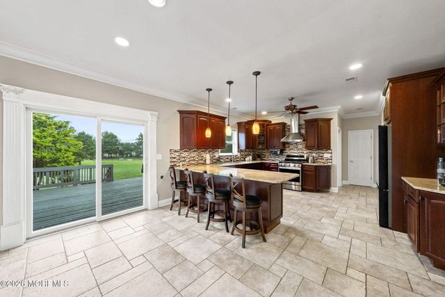 901 Oakley Drive, Freehold, NJ 07728