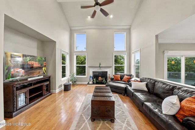 901 Oakley Drive, Freehold, NJ 07728