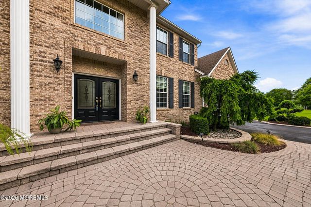 901 Oakley Drive, Freehold, NJ 07728