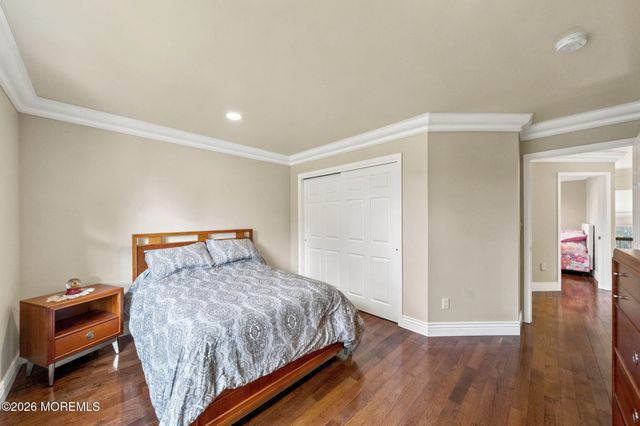 901 Oakley Drive, Freehold, NJ 07728