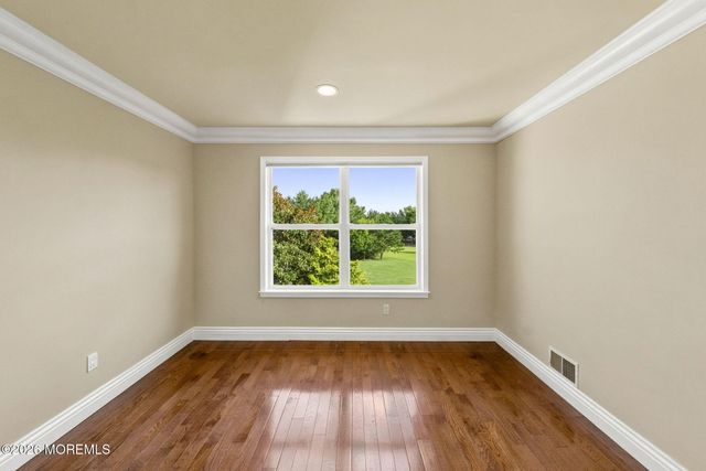 901 Oakley Drive, Freehold, NJ 07728