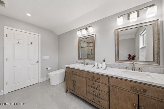 901 Oakley Drive, Freehold, NJ 07728